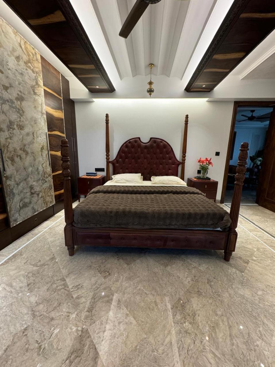 Luxury In Indiranagar *