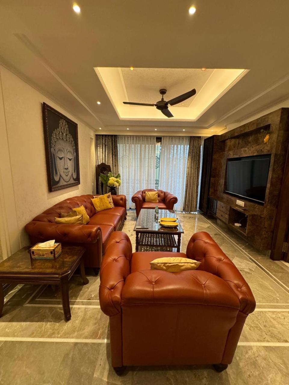 Luxury In Indiranagar Apartment *